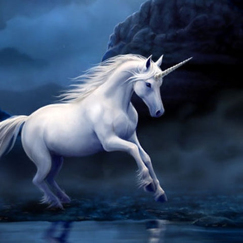 Image of WHITE HEAVENLY UNICORN Diamond Painting Kit - DAZZLE CRAFTER