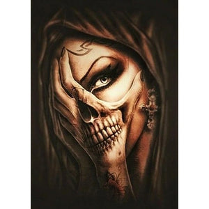 MACABRE SKULL WOMAN Diamond Painting Kit